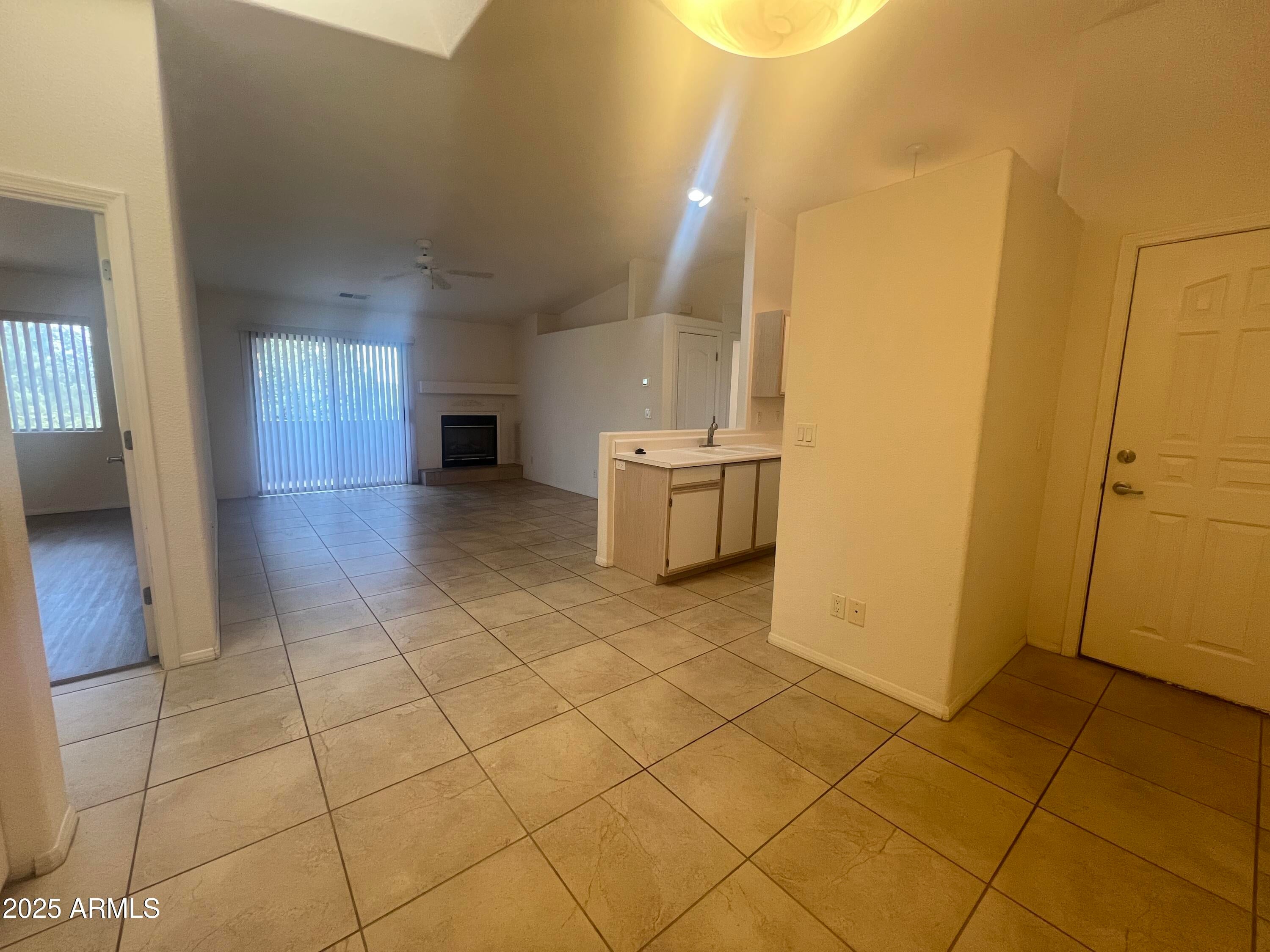 950 E Mingus Avenue Unit 322