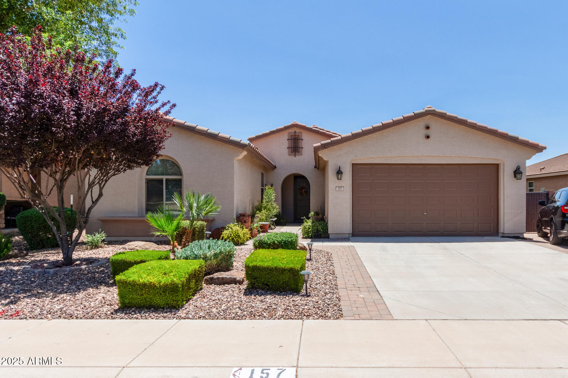 Homes 1 157 W LEATHERWOOD Avenue