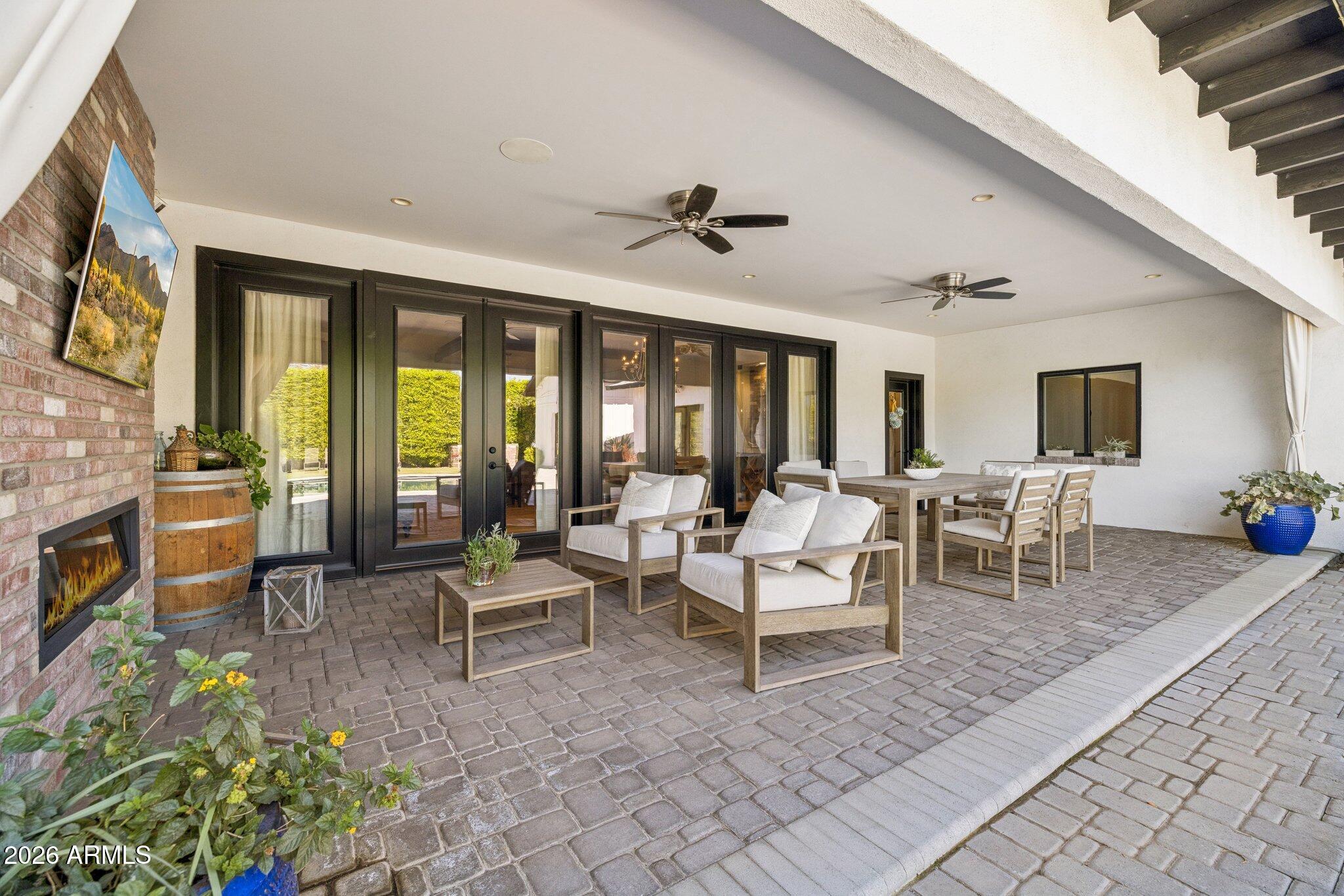 RANCHO SAGUARO UN - Residential