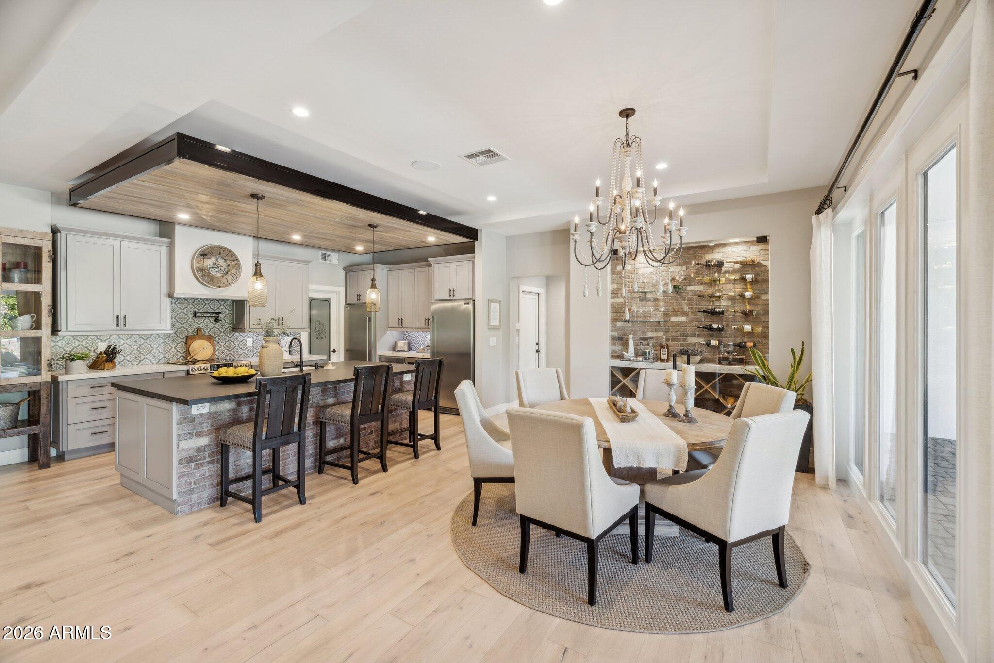 RANCHO SAGUARO UN - Residential