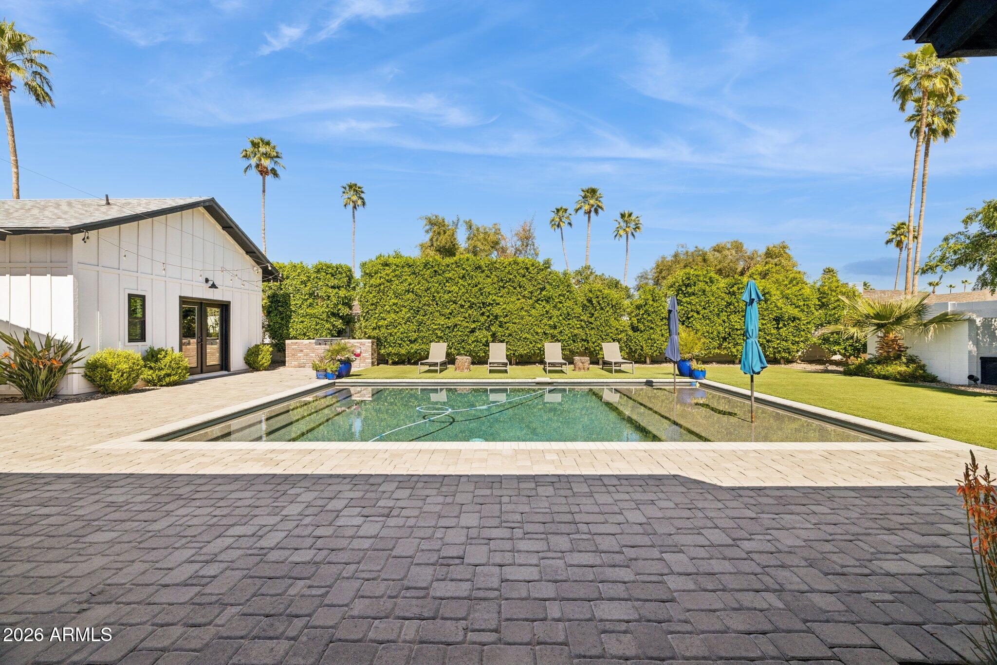 RANCHO SAGUARO UN - Residential