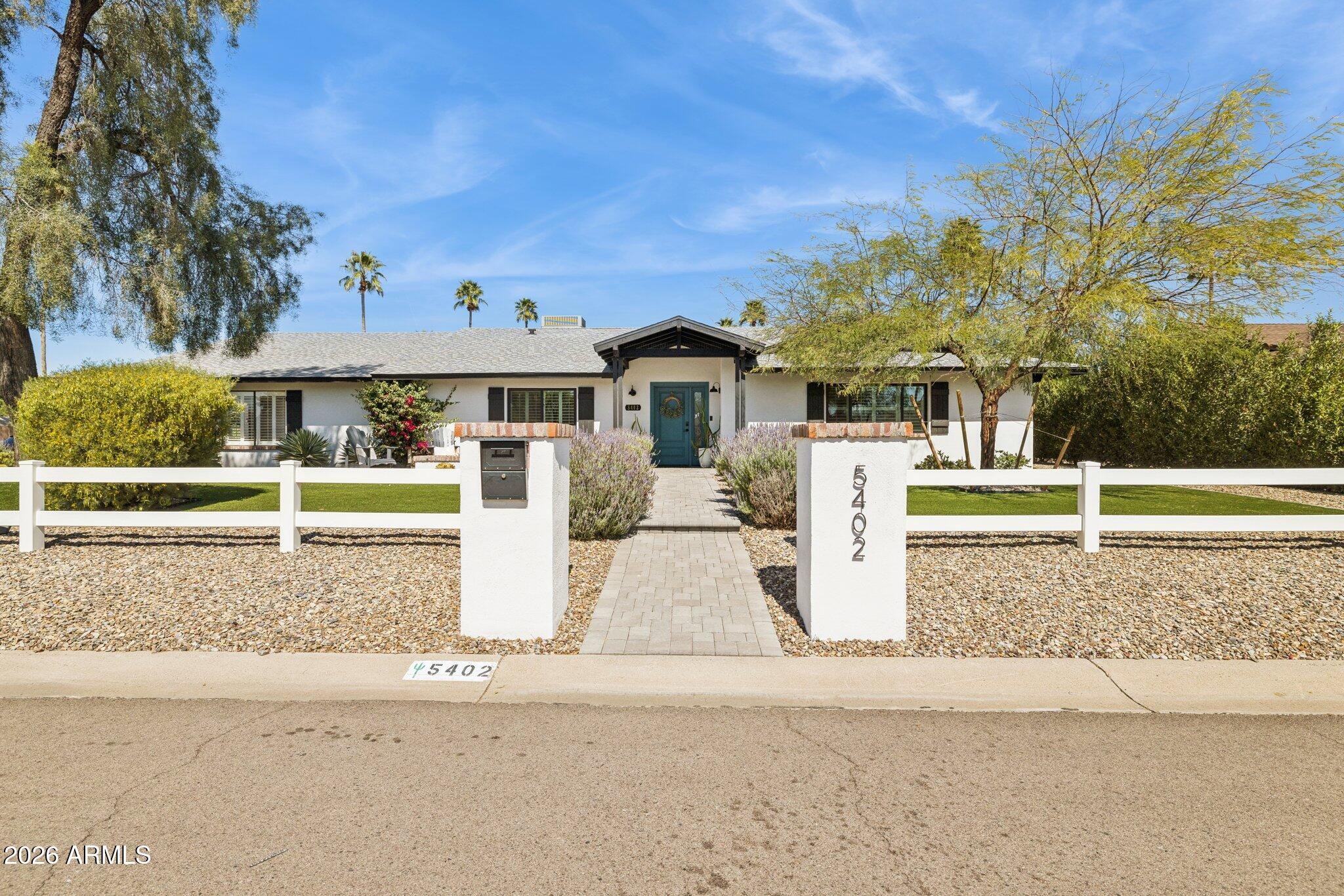 RANCHO SAGUARO UN - Residential