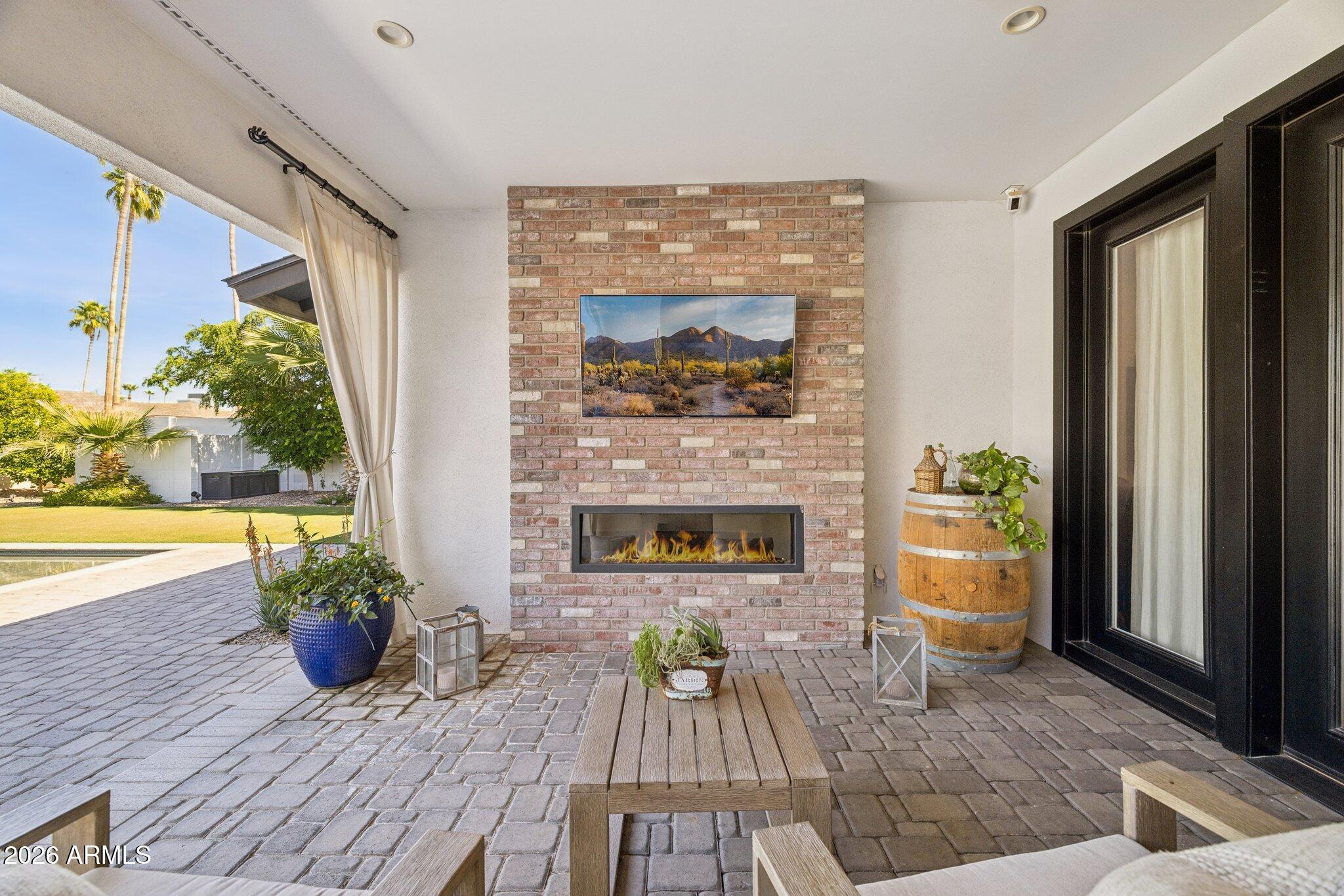 RANCHO SAGUARO UN - Residential