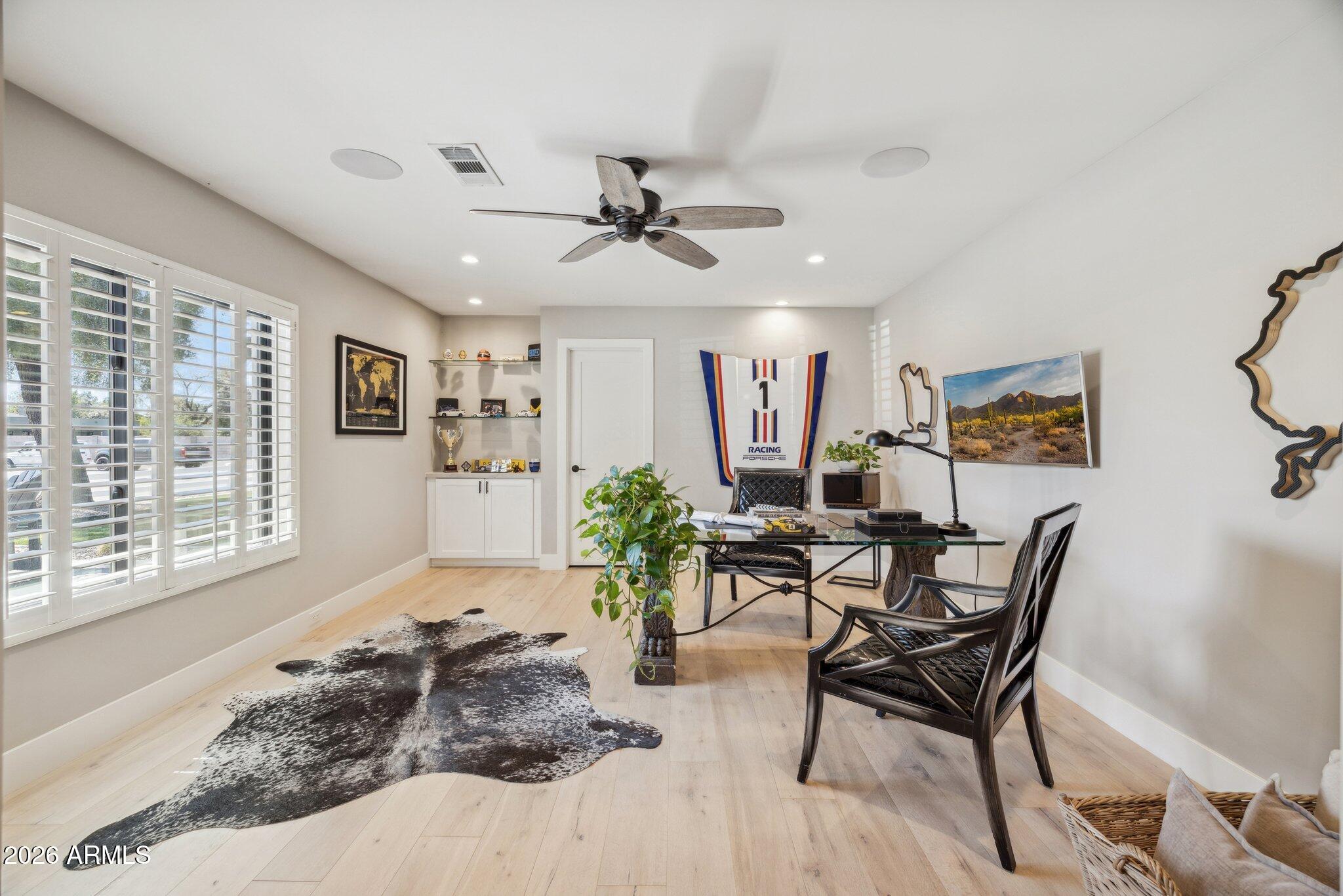 RANCHO SAGUARO UN - Residential
