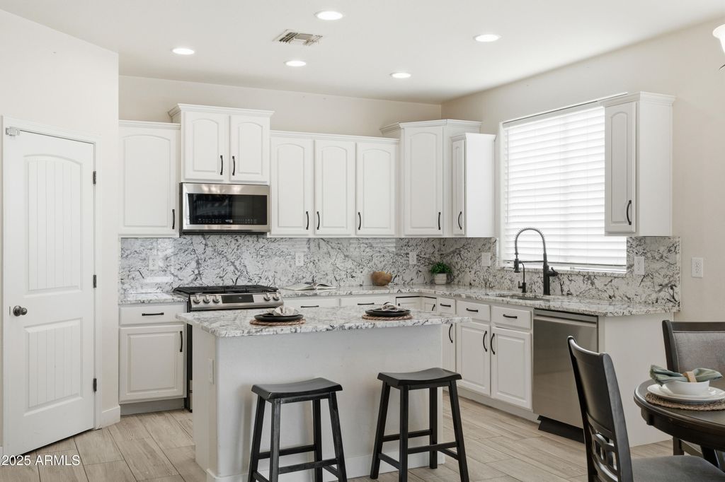 Photo of 3684 S Star Canyon Drive, Gilbert, AZ 85297 (MLS # 6951814)