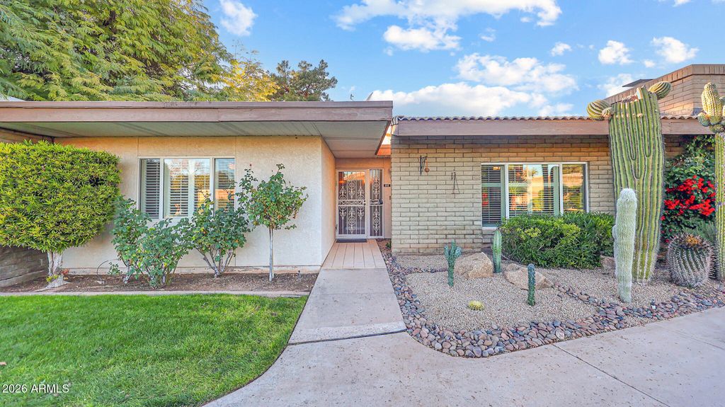 Photo of 4800 N 68th Street #285, Scottsdale, AZ 85251 (MLS # 6971719)