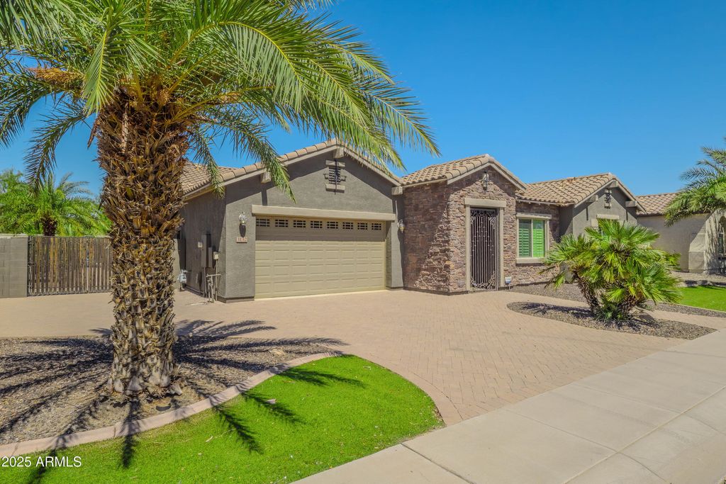 Photo of 3132 E Athena Court, Gilbert, AZ 85297 (MLS # 6921581)
