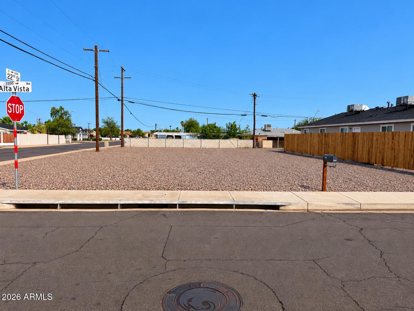 2202 E ALTA VISTA Road 1