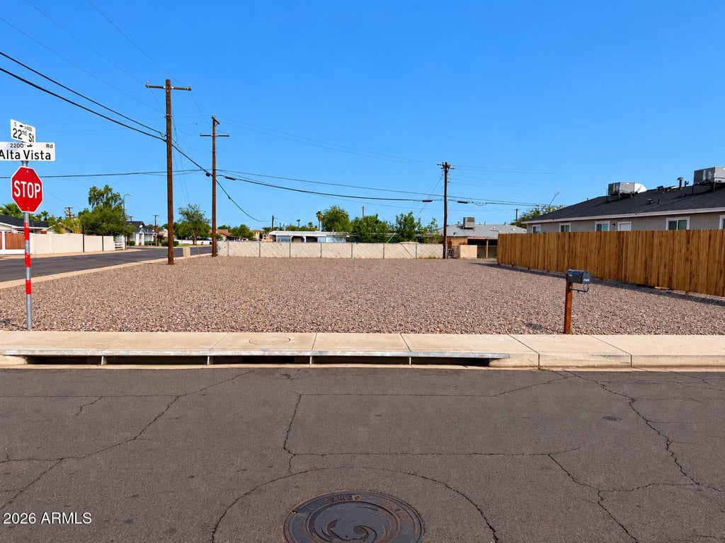 Photo of 2202 E Alta Vista Road #1, Phoenix, AZ 85042 (MLS # 7084363)
