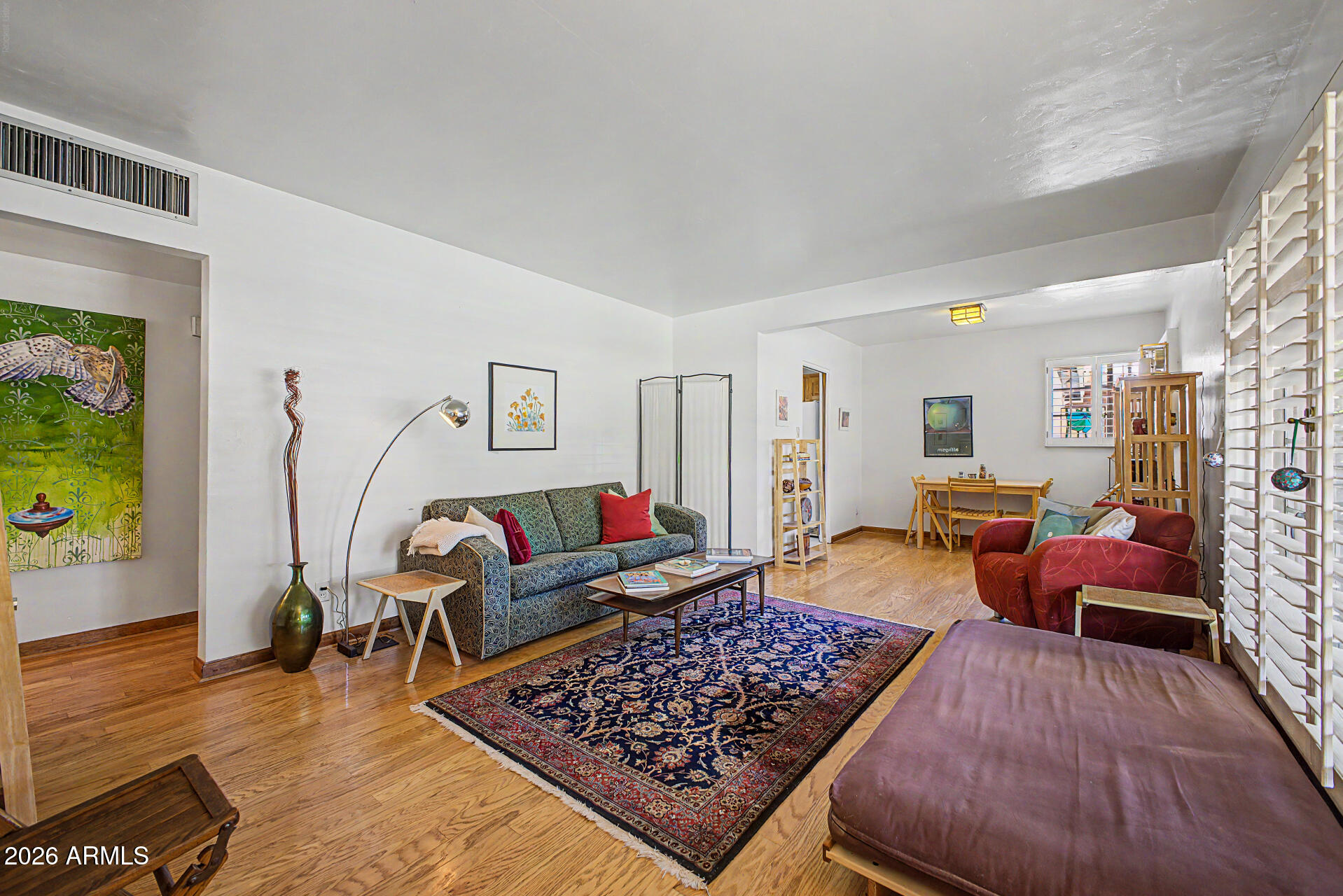 1132 E FLYNN Lane