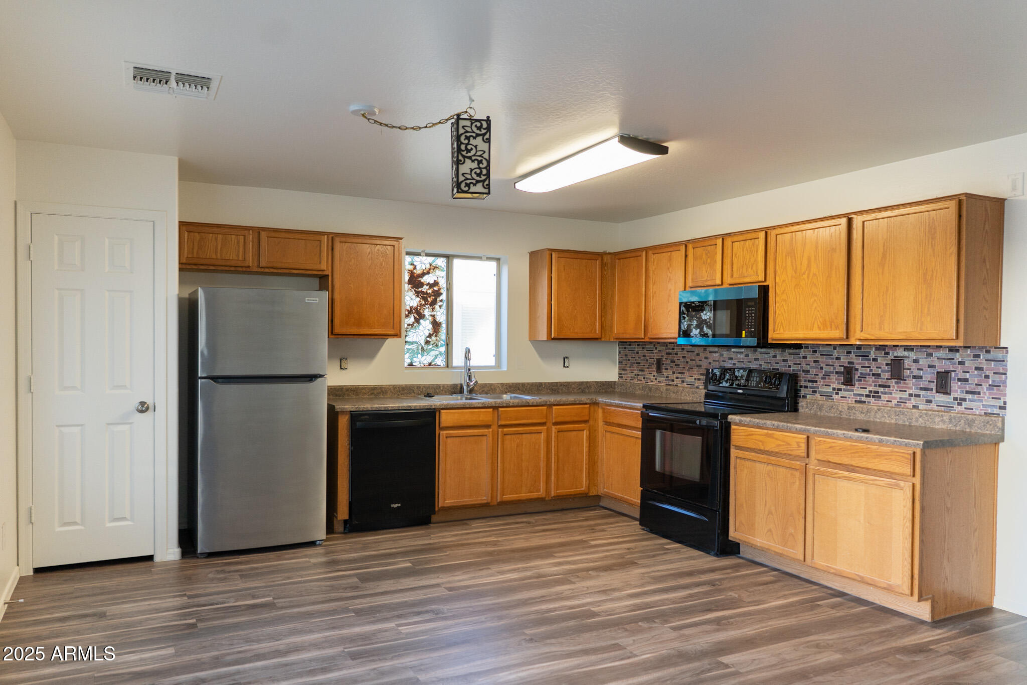 2234 W Central Avenue