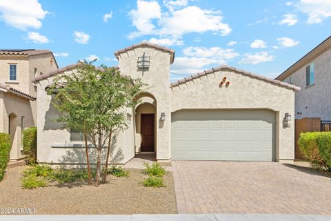 Single Family Residence in Phoenix AZ 22428 34th Place.jpg