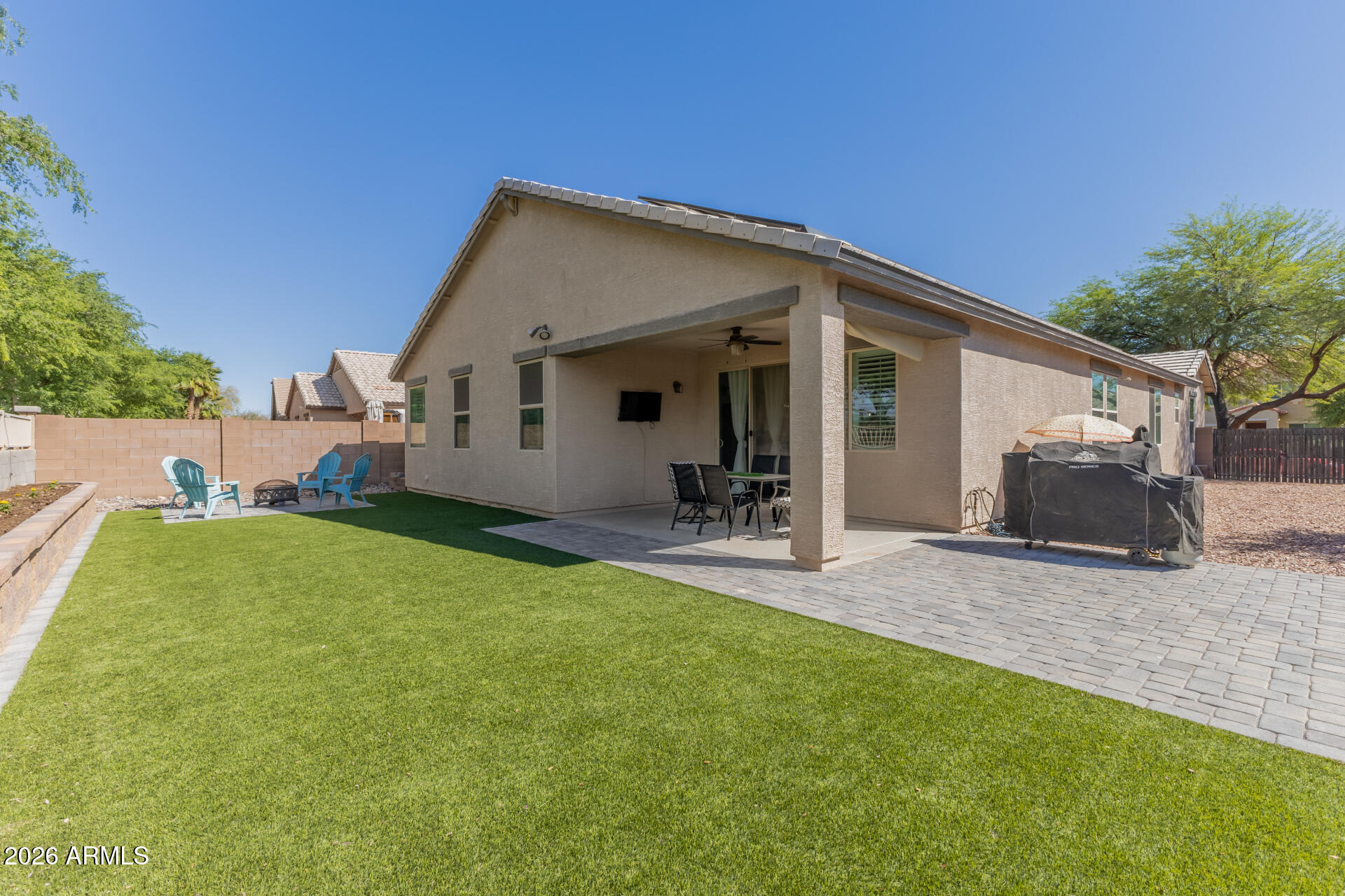 18590 W LUPINE Avenue