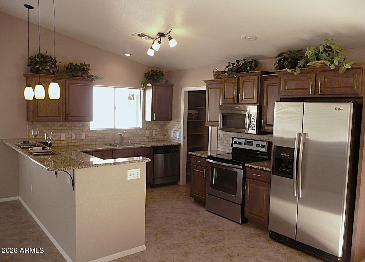1089 LEISURE WORLD --