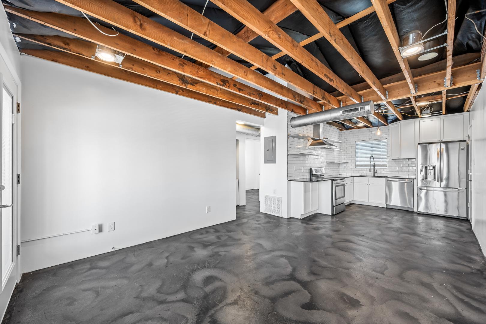 3601 N 15th Avenue Apt 15