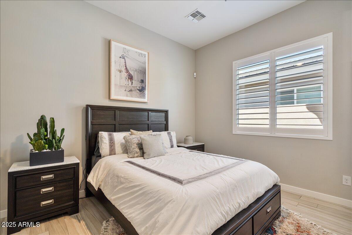 ASTORIA - Residential
