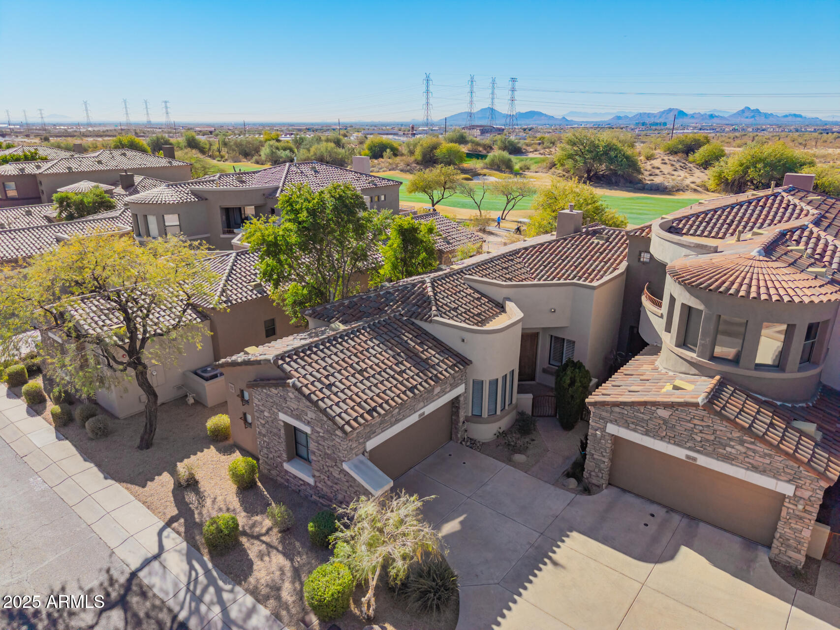19550 N GRAYHAWK Drive 1124