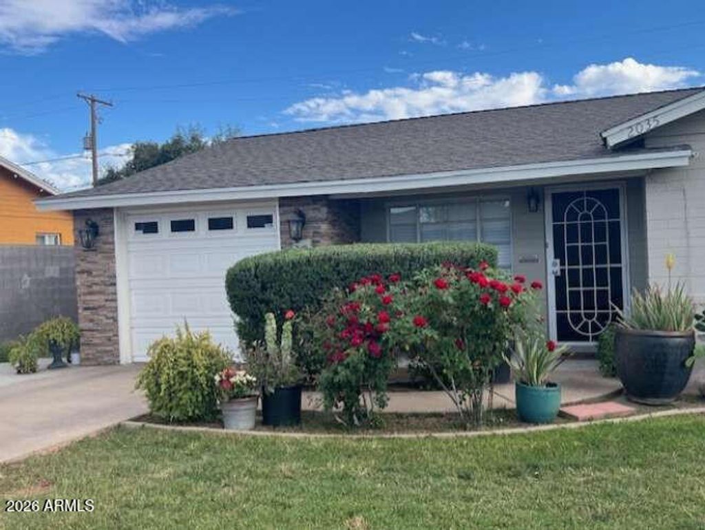 Photo of 2035 W Maryland Avenue, Phoenix, AZ 85015 (MLS # 7030790)