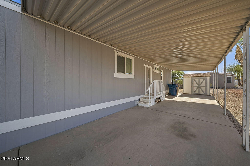 2000 S APACHE Road 91