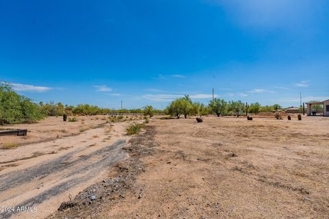 A home in Cave Creek