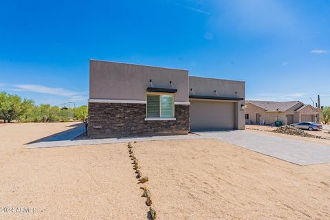 A home in Cave Creek