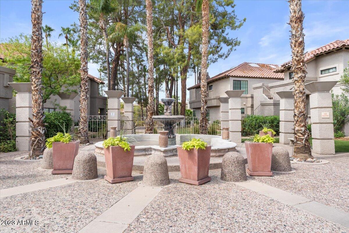 10017 E MOUNTAIN VIEW Road 2053