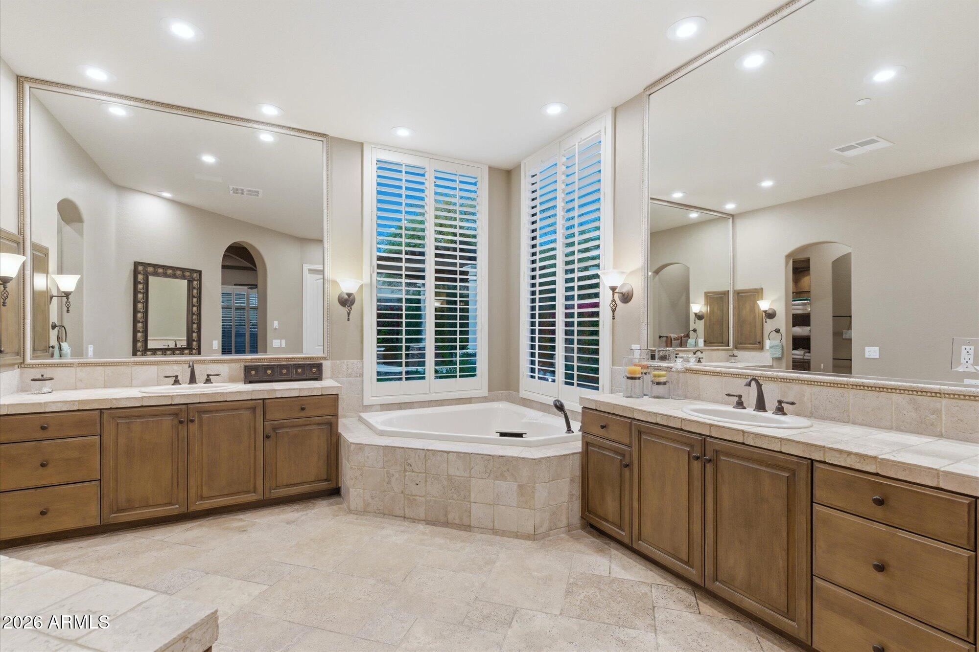 Scottsdale, Arizona, 85255, United States, 4 Bedrooms Bedrooms, ,4 BathroomsBathrooms,Residential,Active,2036357