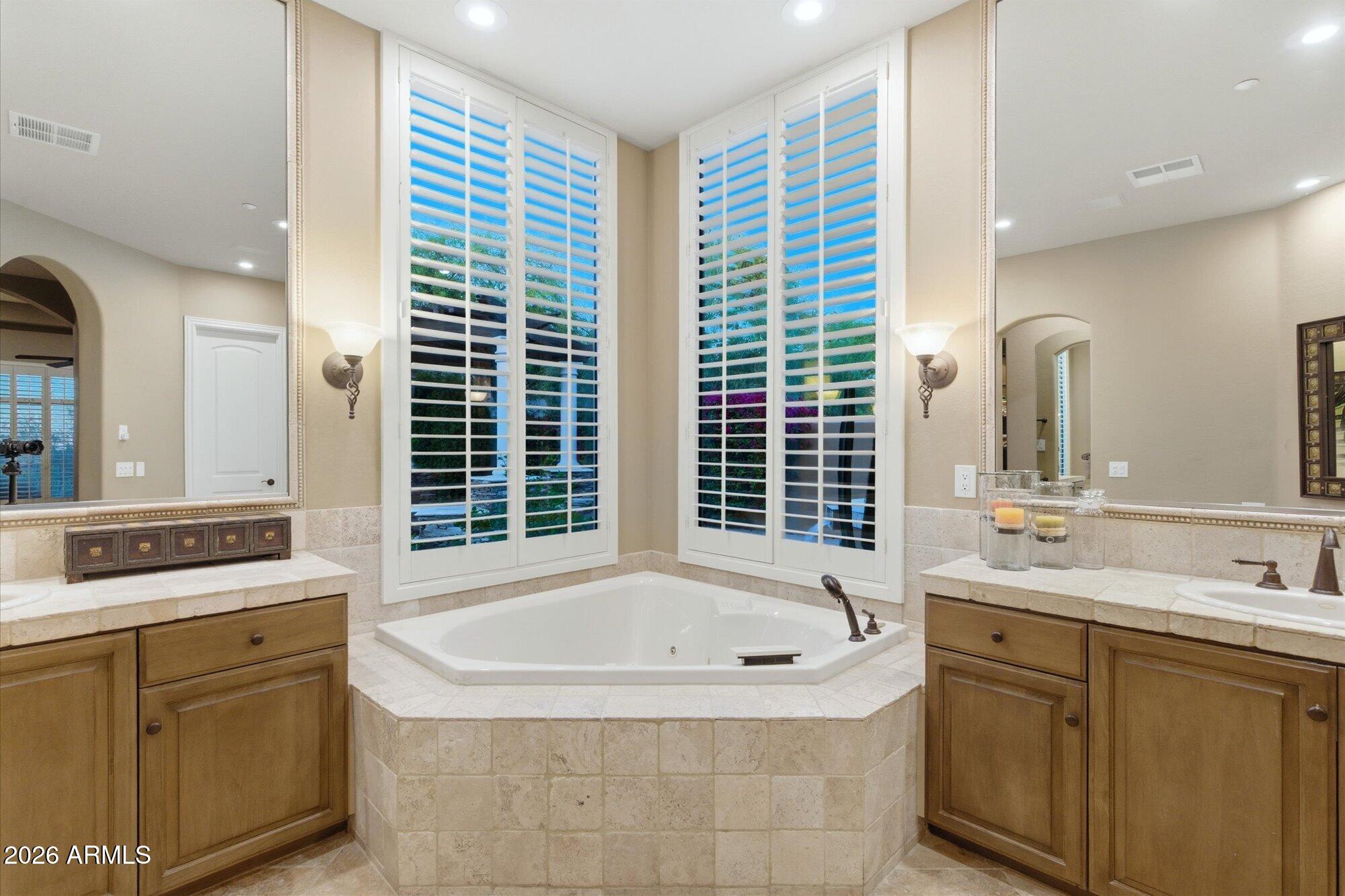 Scottsdale, Arizona, 85255, United States, 4 Bedrooms Bedrooms, ,4 BathroomsBathrooms,Residential,Active,2036357