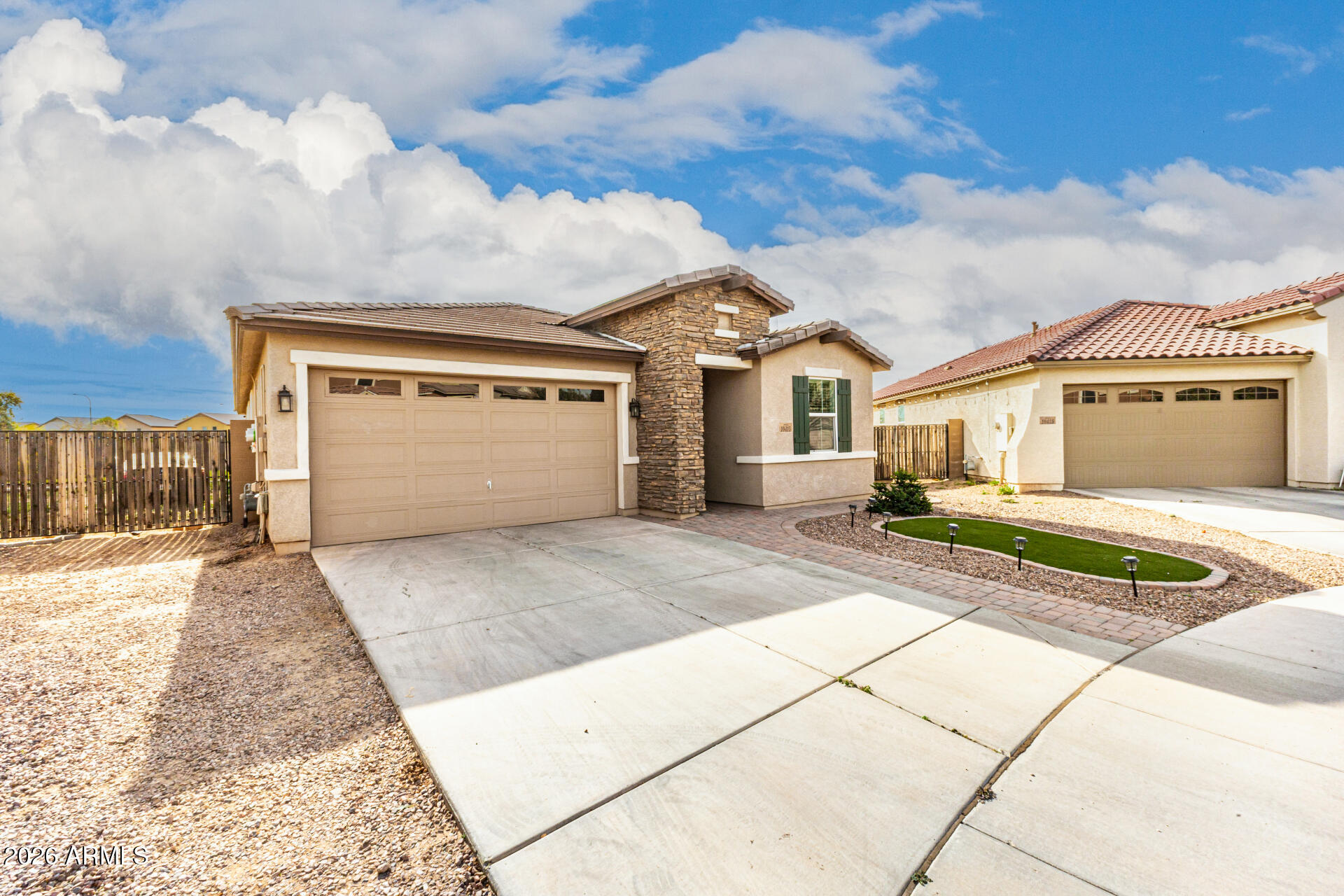 10415 W CHICKASAW Street