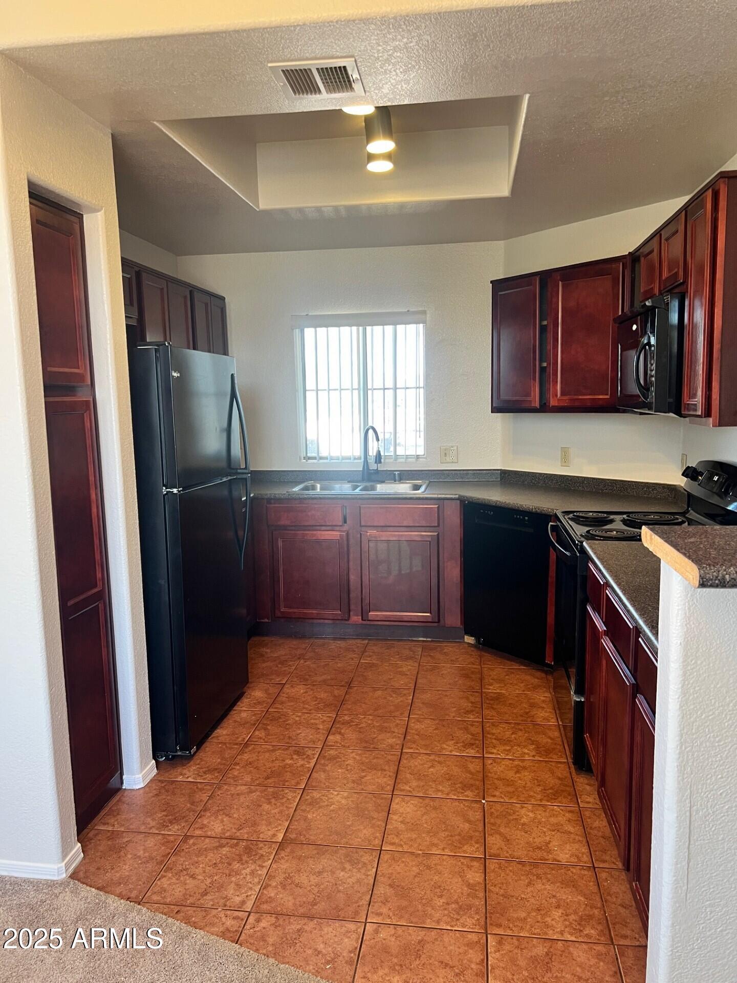 Properties 4 3830 E LAKEWOOD Parkway E 2149