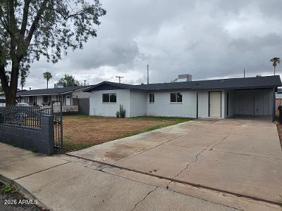 Photo of 2815 N 48th Lane, Phoenix, AZ 85035 (MLS # 7093536)