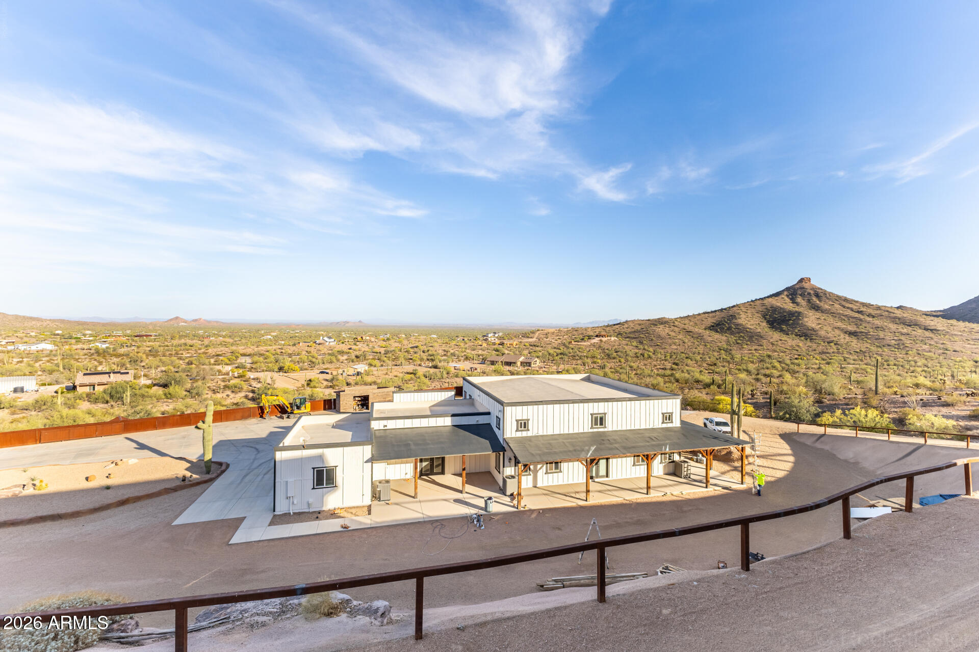 27194 N BEAR PAW Pass