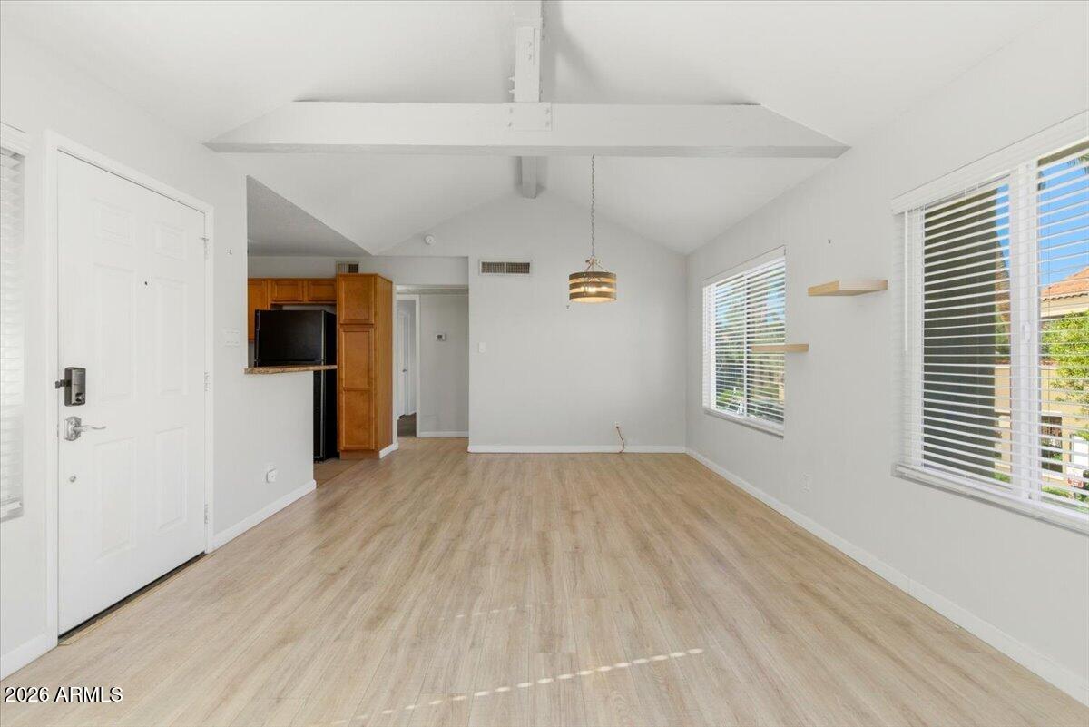 5122 E SHEA Boulevard 2085