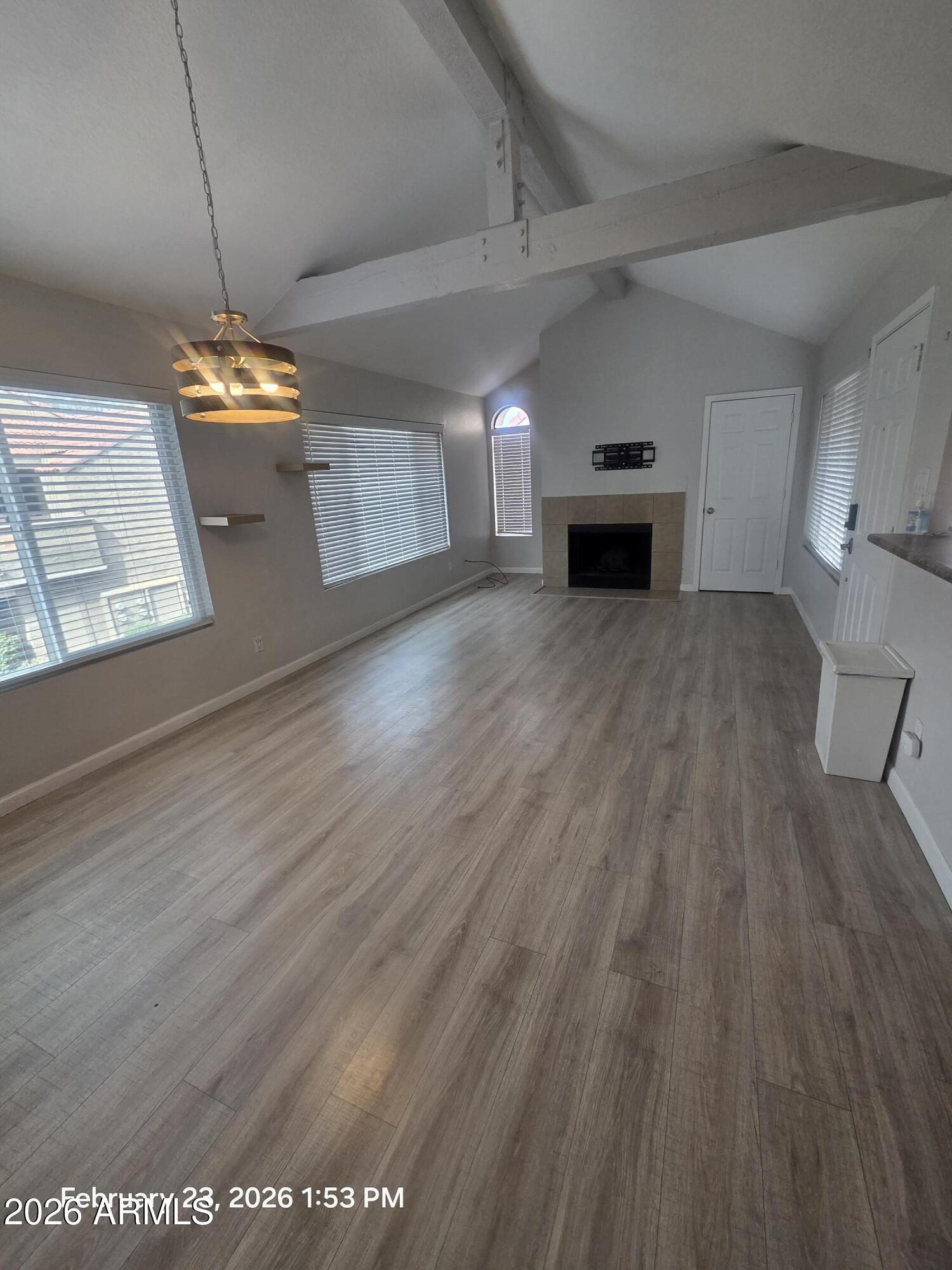 5122 E SHEA Boulevard 2085