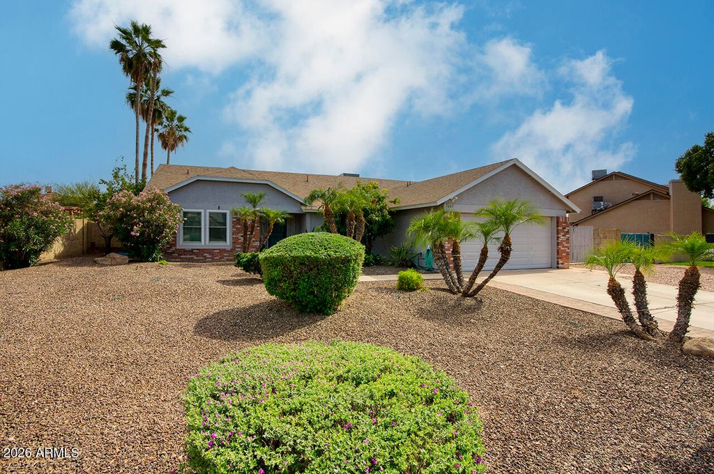 Photo of 7603 W Willow Avenue, Peoria, AZ 85381 (MLS # 7021664)
