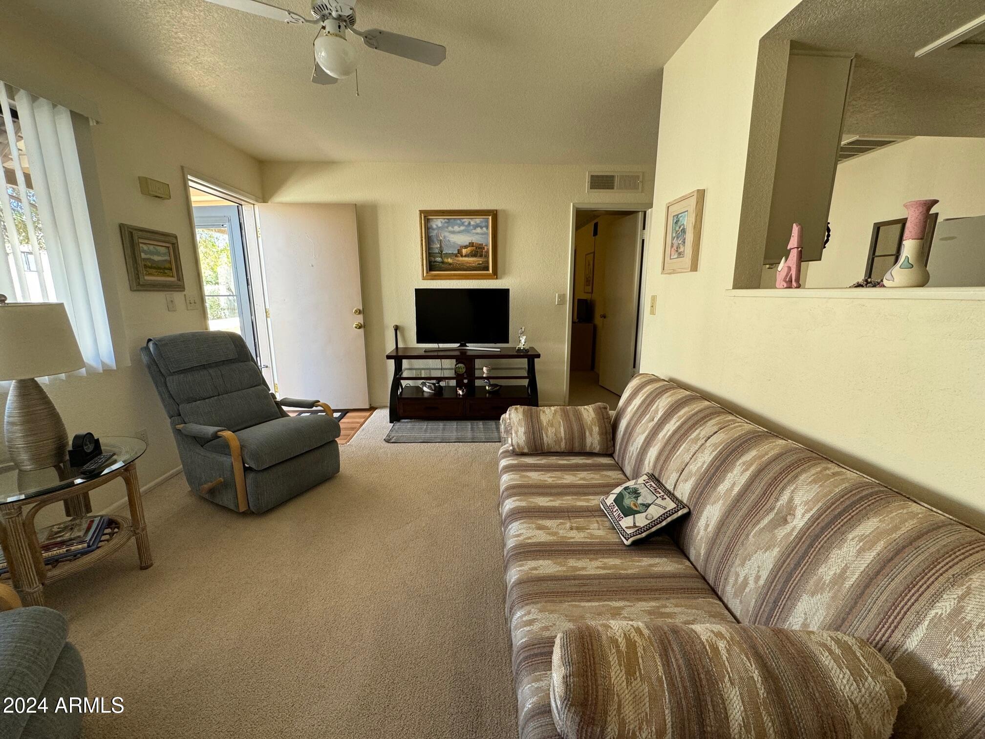 3927 N INDIANA Avenue