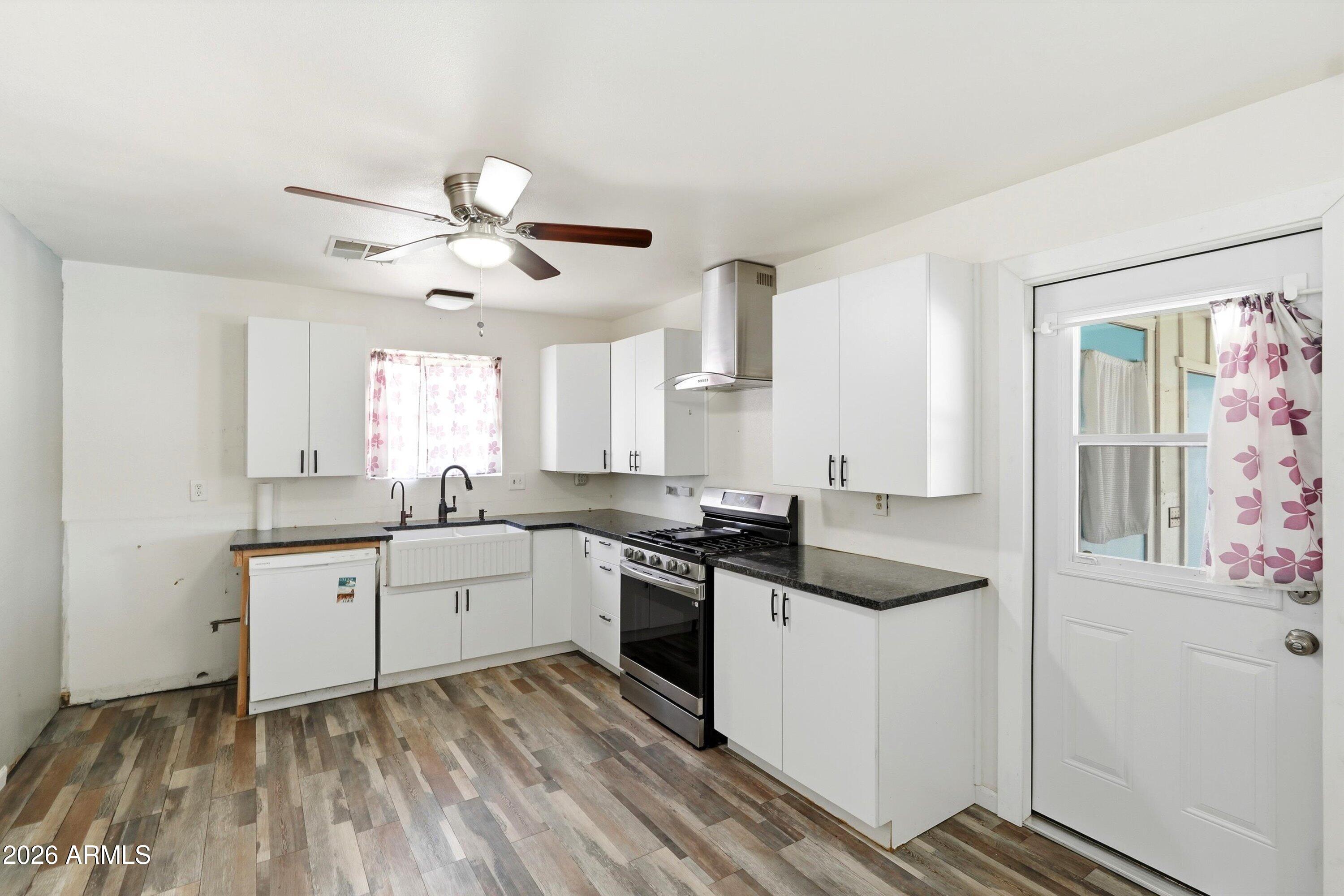 735 S Spencer --