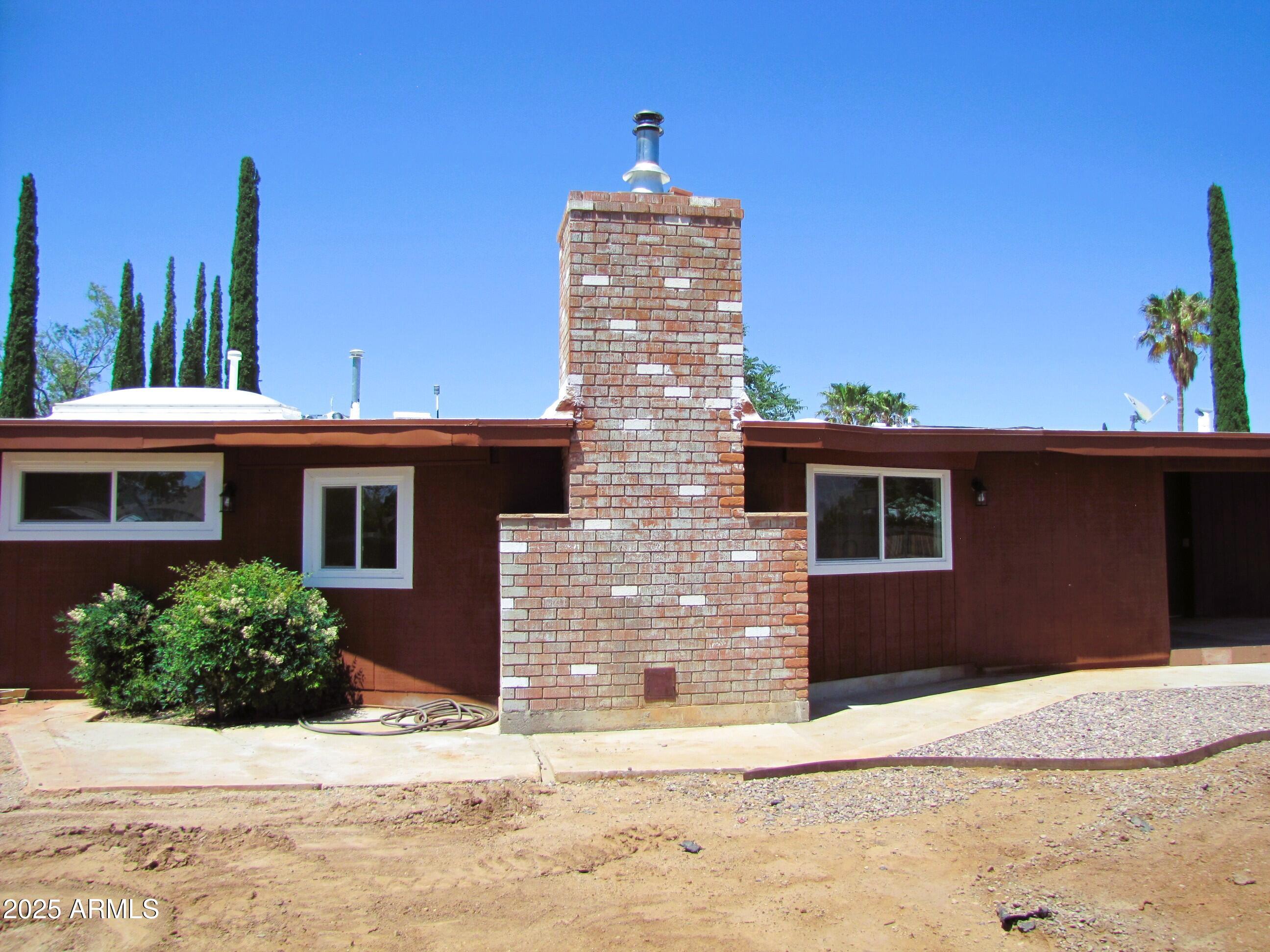 BUENA 3 - Residential