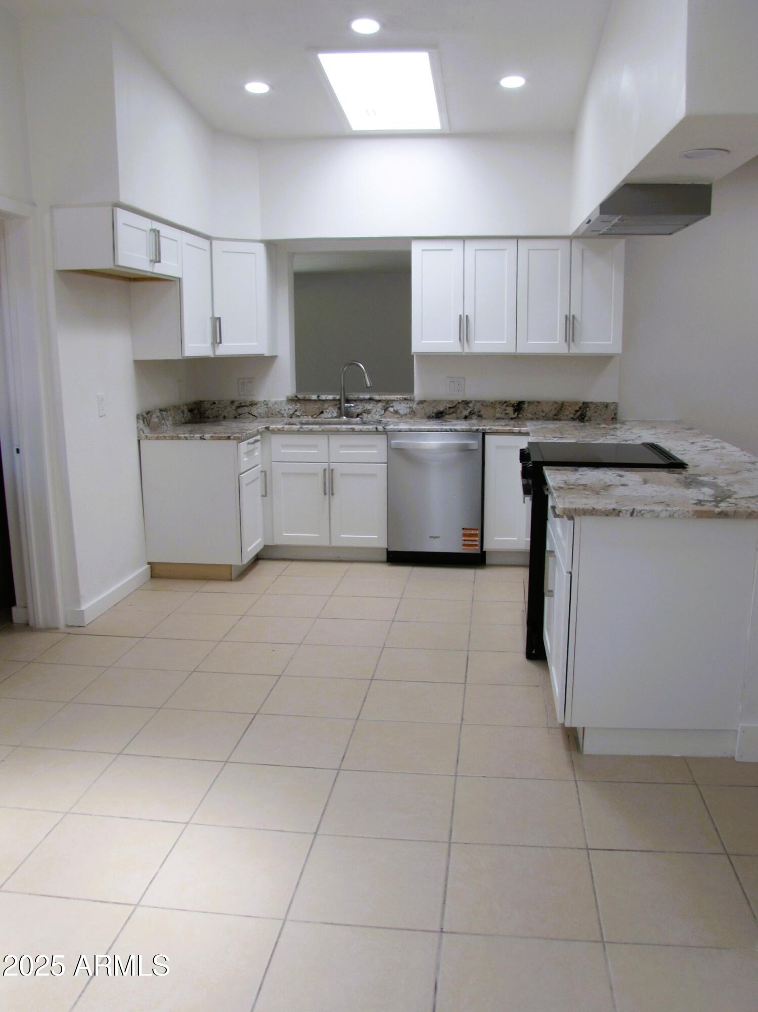 BUENA 3 - Residential