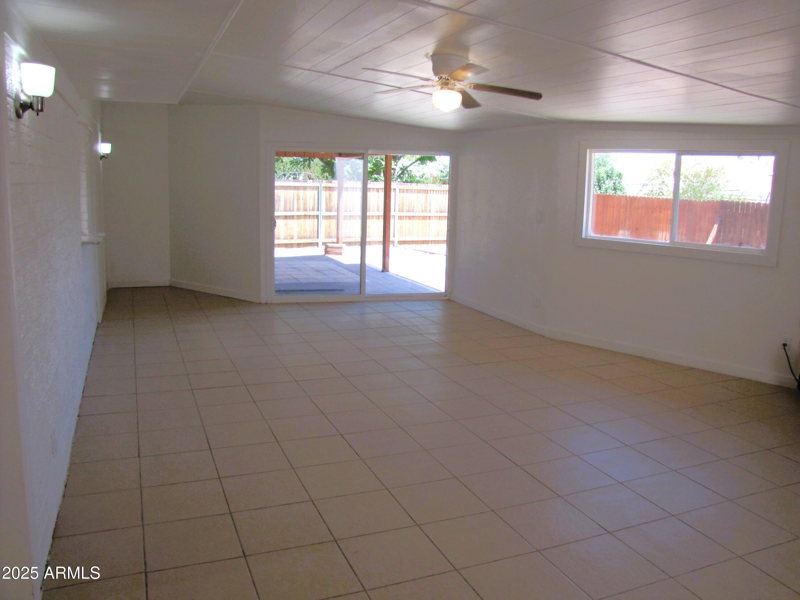 BUENA 3 - Residential