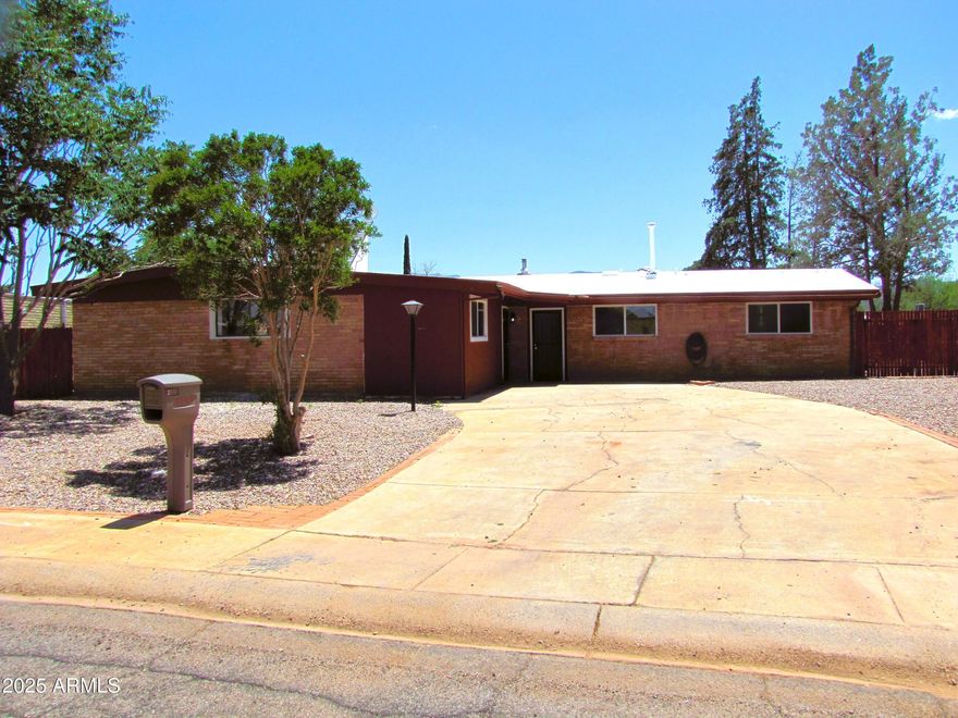 This beautifully remodeled 4BR/3BA/3683 sq.ft. home is centrally located in Sierra Vista, AZ minutes from Ft. Huachuca, shopping, schools and Canyon Vista Medical Center.  The home includes 3 large living areas and a converted garage bonus room with a separate mini-split HVAC.   There are two other central HVAC units that are brand new.  There is a separate addition that includes a guest room with bathroom.  The kitchen and bathrooms have been remodeled with new cabinets, counters and hardware with new appliances in the kitchen  There is new carpet, new interior paint, new windows, new light fixtures and new ceiling fans.  So many upgrades, this property is like new.  There is also a fireplace insert in the family room,