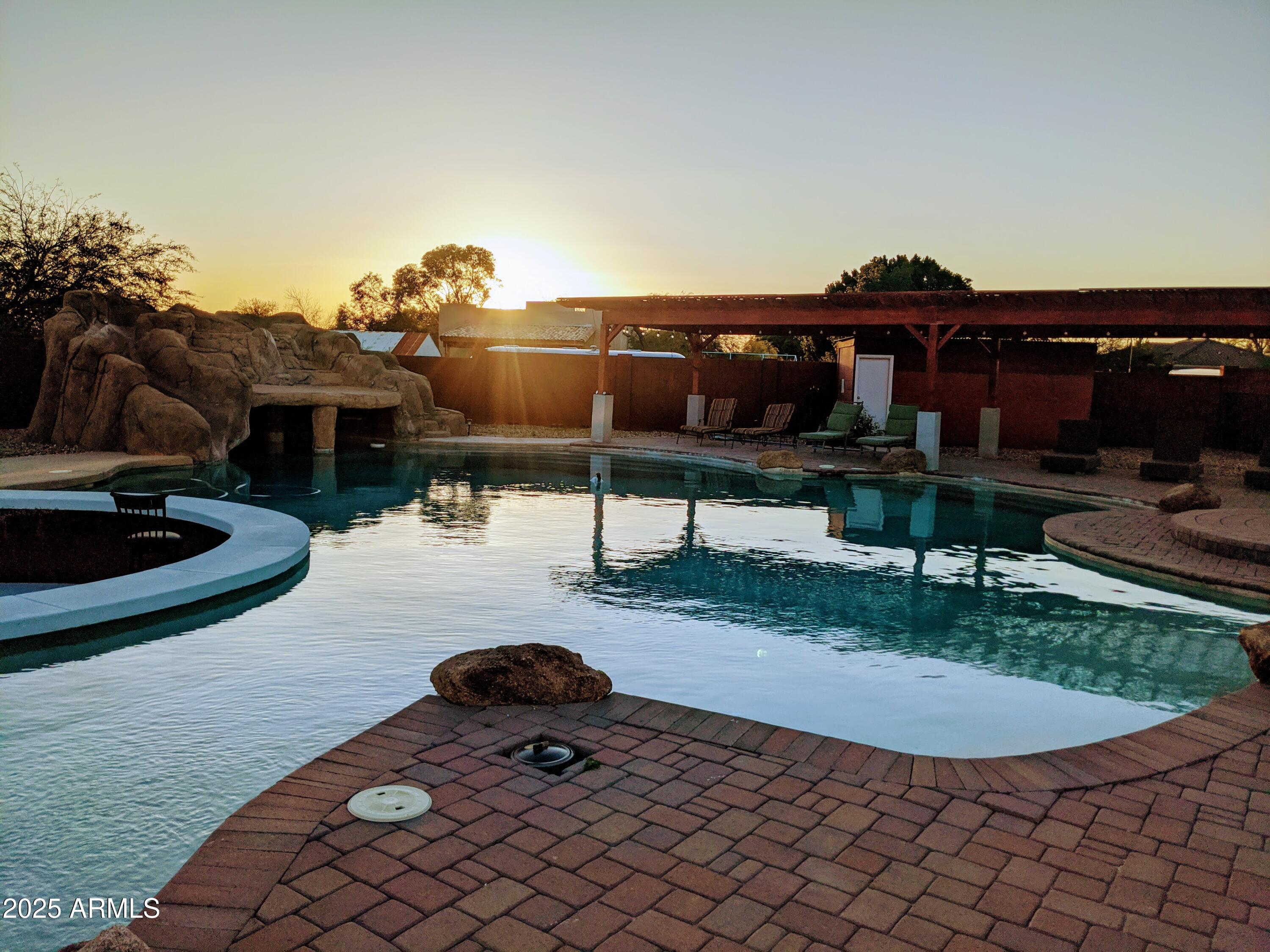 8335 W CAMINO DE ORO --