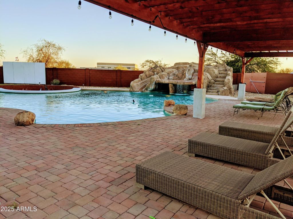 Photo of 8335 W Camino De Oro, Peoria, AZ 85383 (MLS # 6931345)