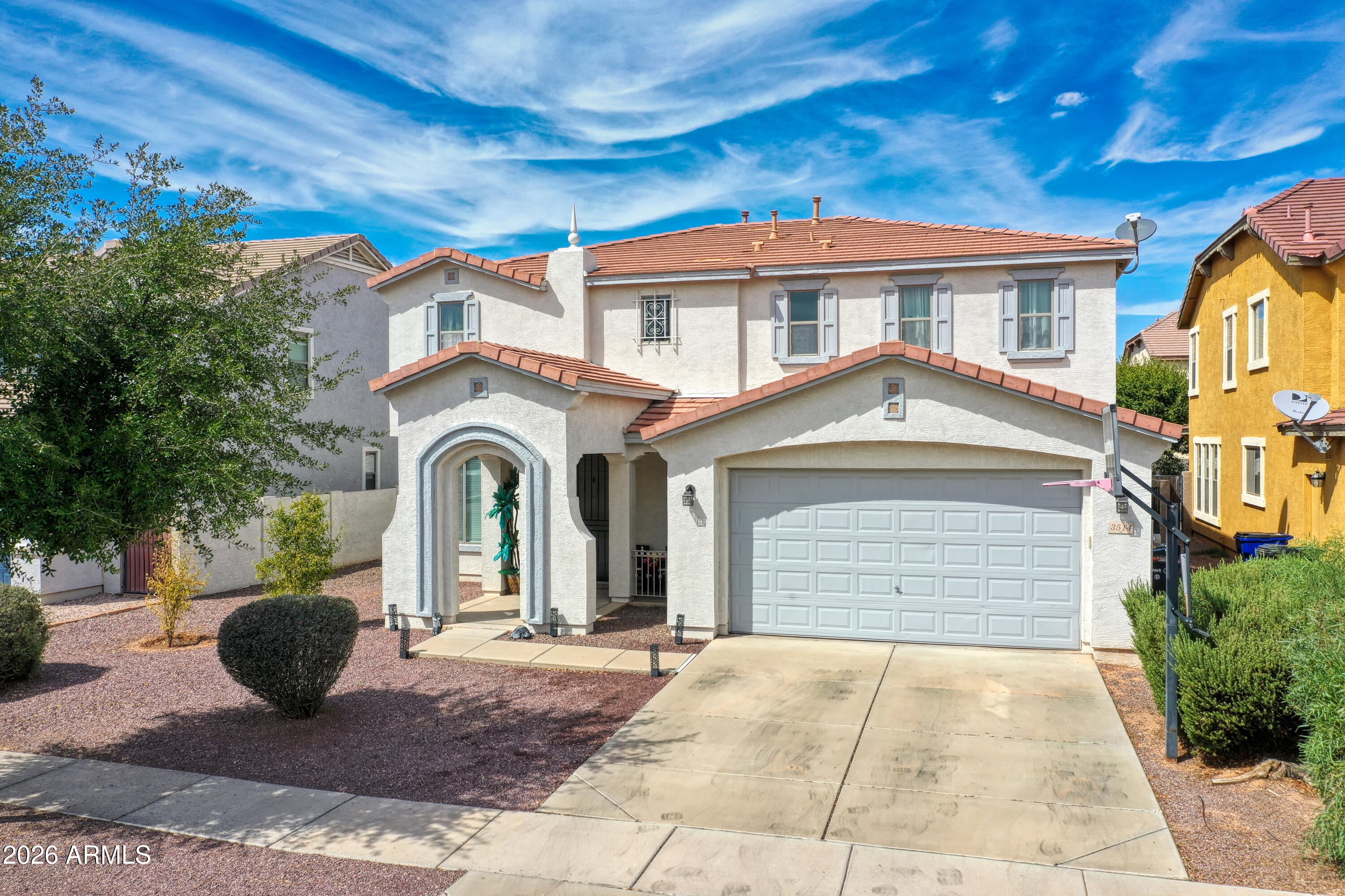 3514 E GARY Way