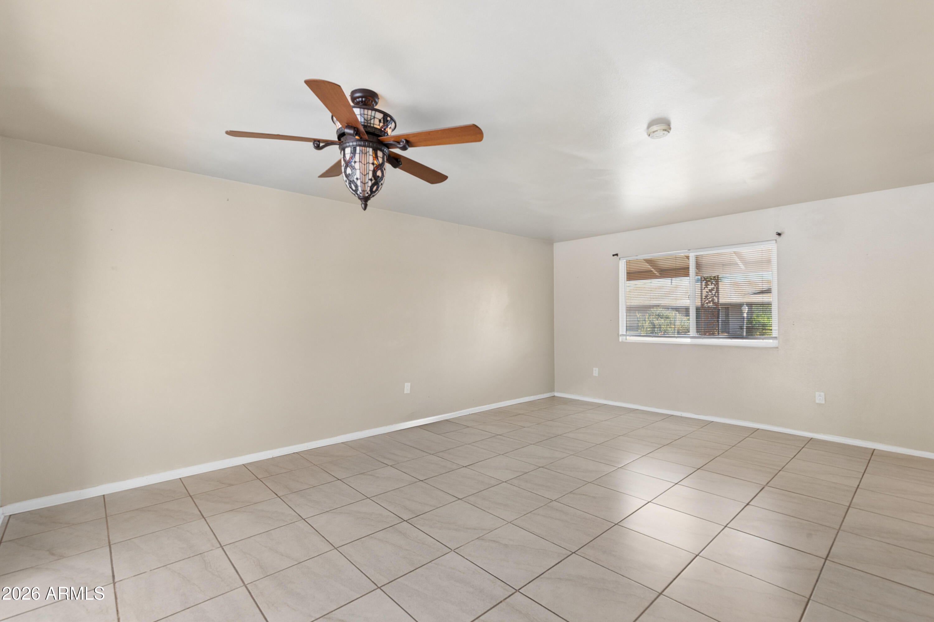 10229 W PINEHURST Drive