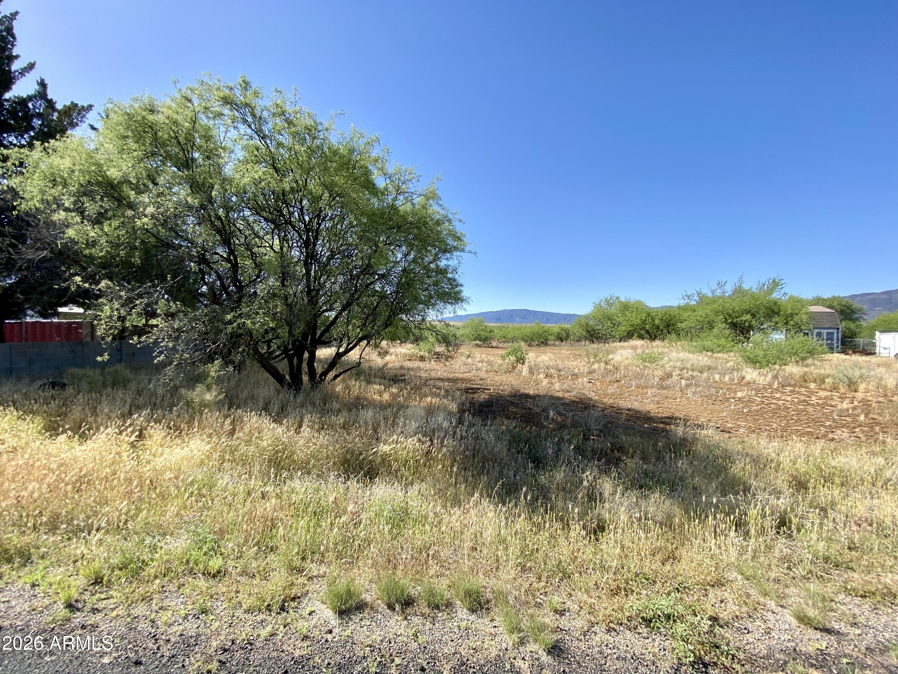 3895 E CLINTON Lane 949