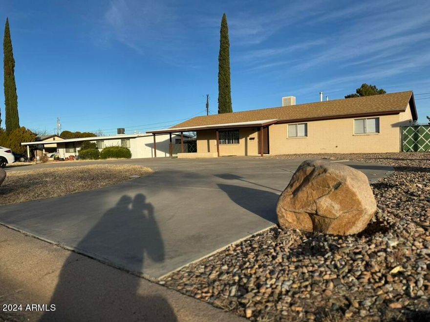 This newly renovated 3 Bedroom, 2 Bath home with a carport in Sierra Vista, AZ is minutes from Ft. Huachuca, schools, shopping and Canyon Vista Medical Center. Newly RENOVATED, great location, dual pane windows, ceiling fans, carpet, & tile flooring! The kitchen features an open floor plan. The master features a walk-in closet, and bathroom! The property is also fully fenced.