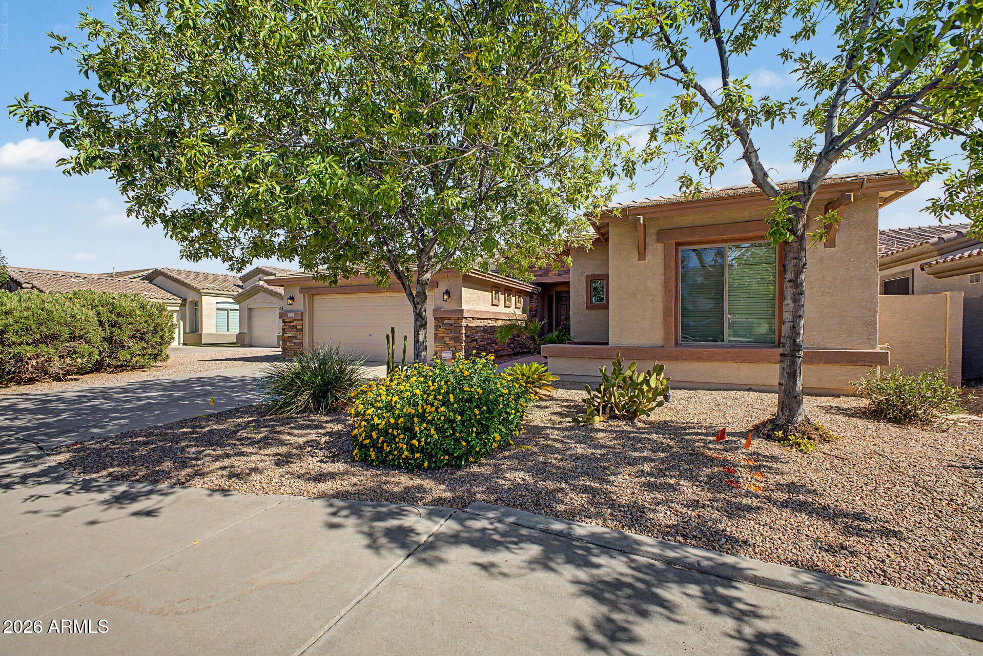 175 W MONTEGO Drive