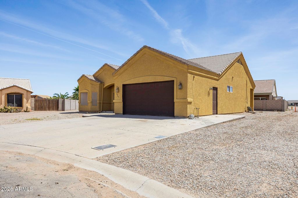 Photo of 9461 W Kramer Place, Arizona City, AZ 85123 (MLS # 7013384)