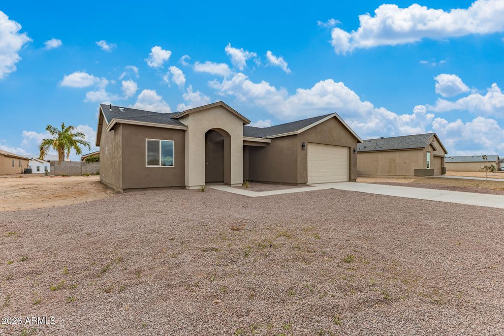 Photo of 15532 S Patagonia Road, Arizona City, AZ 85123 (MLS # 6929389)